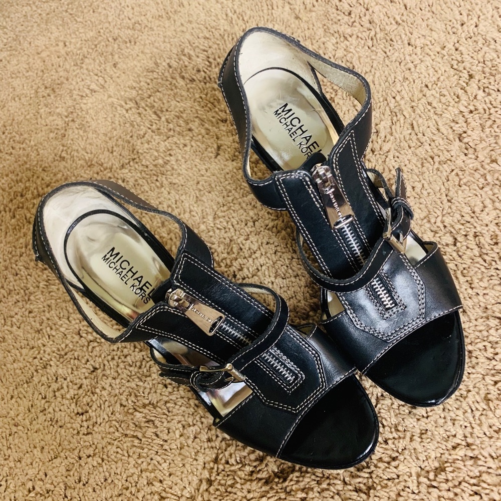 Micheal Kors Black Heels